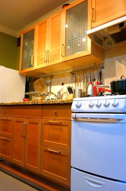 Choose To Be Happy At Seymour # 9 And #16 - Studio Apartments Kingston Room photo