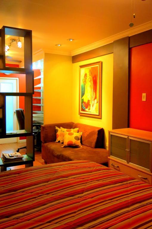 Choose To Be Happy At Seymour # 9 And #16 - Studio Apartments Kingston Room photo